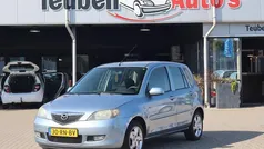 Blauw Gebruikt 2005 Mazda 2 Touring MPV | € 995 (Eerlijke prijs)