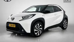 Wit Gebruikt 2023 Toyota Aygo Pulse Hatchback | € 20.900 (Goede deal)