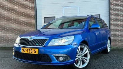 Blauw Gebruikt 2012 Skoda Octavia RS Stationwagen | € 7.999 (Eerlijke prijs)