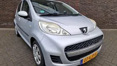Grijs Gebruikt 2009 Peugeot 107 Hatchback | € 2.695 (Eerlijke prijs)