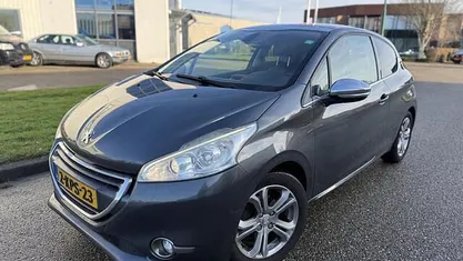 Occasion 2013 Peugeot 208 Hatchback | € 4.399 (Eerlijke prijs)