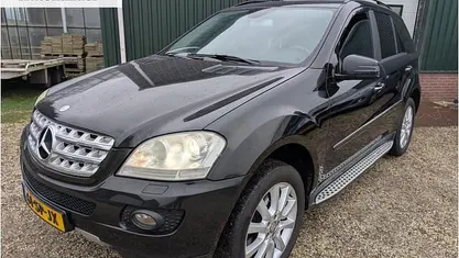 Occasion 2006 Mercedes 350 SUV | € 9.750