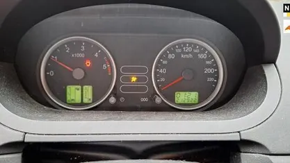 Grijs Gebruikt 2005 Ford Fiesta Ambiente Hatchback | € 1.399 (Eerlijke prijs)