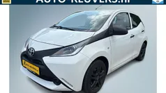 Wit Gebruikt 2017 Toyota Aygo Hatchback | € 7.900 (Goede deal)