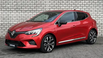 Occasion 2022 Renault Clio V Techno Hatchback | € 16.740 (Eerlijke prijs)
