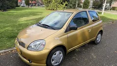Gebruikt 2000 Toyota Yaris Sol Hatchback | € 1.943 (Eerlijke prijs)