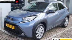 Blauw Gebruikt 2024 Toyota Aygo Hatchback | € 16.945 (Goede deal)
