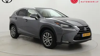 Grijs Gebruikt 2015 Lexus NX300h Luxury Line SUV | € 19.999 (Goede deal)