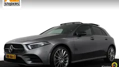 Grijs Gebruikt 2022 Mercedes A250 Premium Hatchback | € 35.950 (Eerlijke prijs)