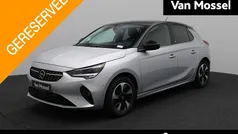 Grijs Gebruikt 2022 Opel Corsa-e Elegance Hatchback | € 17.895 (Eerlijke prijs)