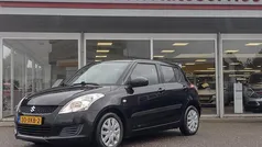 Zwart Gebruikt 2012 Suzuki Swift Hatchback | € 6.250 (Eerlijke prijs)