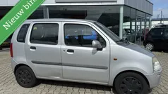 Grijs Gebruikt 2001 Opel Agila Comfort Hatchback | € 1.499 (Eerlijke prijs)