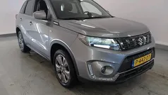 Gebruikt 2022 Suzuki Vitara SUV | € 22.950 (Eerlijke prijs)
