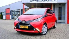 Gebruikt 2017 Toyota Aygo X-play Hatchback | € 6.950 (Eerlijke prijs)