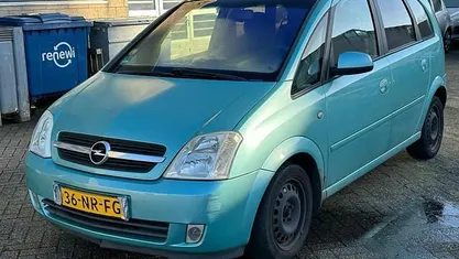Occasion 2004 Opel Meriva Cosmo MPV | € 950 (Goede deal)
