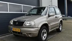 Beige Gebruikt 2004 Suzuki Grand Vitara SUV | € 4.999 (Eerlijke prijs)