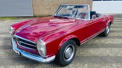 Rood Gebruikt 1966 Mercedes 230 Cabriolet | € 39.500