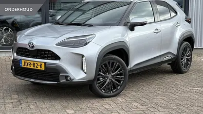 Grijs Gebruikt 2022 Toyota Yaris Cross Executive SUV | € 26.950 (Eerlijke prijs)