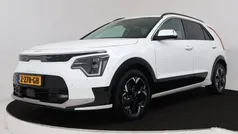Wit metallic Gebruikt 2024 Kia e-Niro 2 SUV | € 33.245 (Eerlijke prijs)