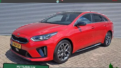 Rood Gebruikt 2021 Kia ProCeed GT-Line Hatchback | € 20.995 (Eerlijke prijs)