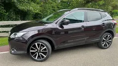 Paars Gebruikt 2016 Nissan Qashqai Tekna SUV | € 13.950 (Eerlijke prijs)