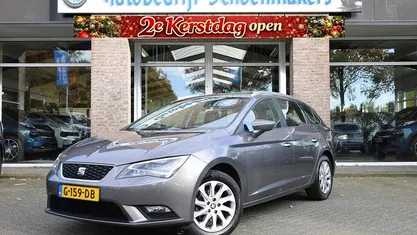 Grijs Gebruikt 2014 Seat Leon ST Business Stationwagen | € 9.945 (Eerlijke prijs)