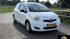 Gebruikt 2011 Toyota Yaris Hatchback | € 3.599 (Eerlijke prijs)