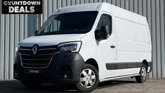 Gebruikt 2023 Renault Master Van | € 22.057 (Eerlijke prijs)