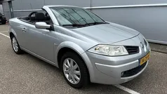 Grijs Gebruikt 2008 Renault Mégane Cabriolet Dynamique Cabriolet | € 2.900 (Super prijs)