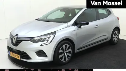 Occasion 2022 Renault Clio V Equilibre Hatchback | € 12.940 (Eerlijke prijs)