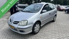 Grijs Gebruikt 2005 Nissan Almera Tino MPV | € 1.450 (Eerlijke prijs)