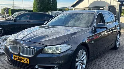 Occasion BMW 550 Executive 449 PK (330 kW) 2014 Grijs (metallic) Stationwagen