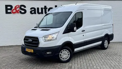 Wit Gebruikt 2022 Ford Transit Trend Van | € 22.400 (Goede deal)