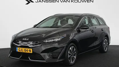 Occasion Kia Ceed 2024 Zwart Hatchback