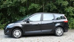 Zwart Gebruikt 2010 Renault Grand Scénic III Expression MPV | € 2.749 (Eerlijke prijs)