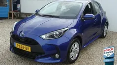 Blauw, metallic lak Gebruikt 2024 Toyota Yaris Hybrid Active Hatchback | € 21.980 (Goede deal)