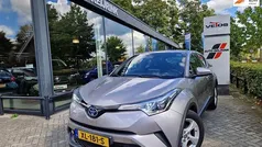 Grijs Gebruikt 2018 Toyota C-HR SUV | € 18.750 (Eerlijke prijs)
