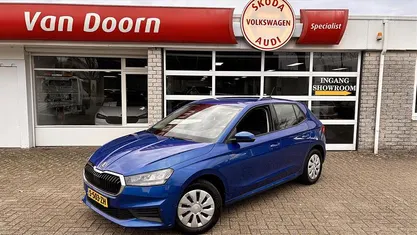 Blauw Gebruikt 2023 Skoda Fabia Ambition Hatchback | € 17.445 (Eerlijke prijs)