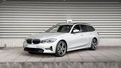 Gebruikt 2021 BMW 330e Executive Stationwagen | € 32.900 (Eerlijke prijs)