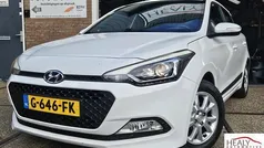 Wit Gebruikt 2017 Hyundai i20 Comfort Hatchback | € 6.495 (Eerlijke prijs)