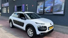 Wit Gebruikt 2018 Citroën C4 Cactus Feel Hatchback | € 7.699 (Eerlijke prijs)