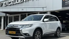 Wit Gebruikt 2017 Mitsubishi Outlander Edition SUV | € 14.950 (Eerlijke prijs)