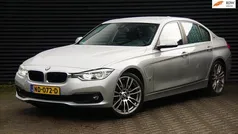Grijs Gebruikt 2016 BMW 330 Executive Sedan | € 14.900 (Goede deal)