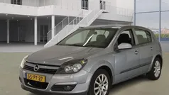 Grijs Gebruikt 2004 Opel Astra Enjoy Hatchback | € 1.750 (Eerlijke prijs)