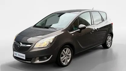Grijs Occasion 2015 Opel Meriva Design Edition MPV | € 7.840 (Eerlijke prijs)