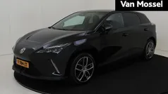 Gebruikt 2023 MG MG4 EV Trophy Hatchback | € 27.495 (Eerlijke prijs)