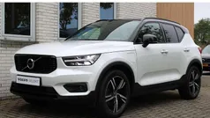 Wit Gebruikt 2020 Volvo XC40 R-Design SUV | € 33.950 (Eerlijke prijs)