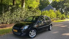 Zwart Gebruikt 2007 Ford Fiesta Futura Hatchback | € 1.599 (Eerlijke prijs)