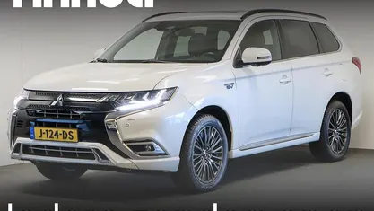 Occasion Mitsubishi Outlander P-HEV Edition 68 PK (50 kW) 2020 Wit SUV