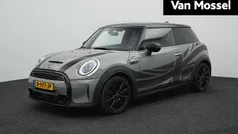 Grijs Gebruikt 2022 Mini Cooper S Hatchback | € 27.900 (Super prijs)